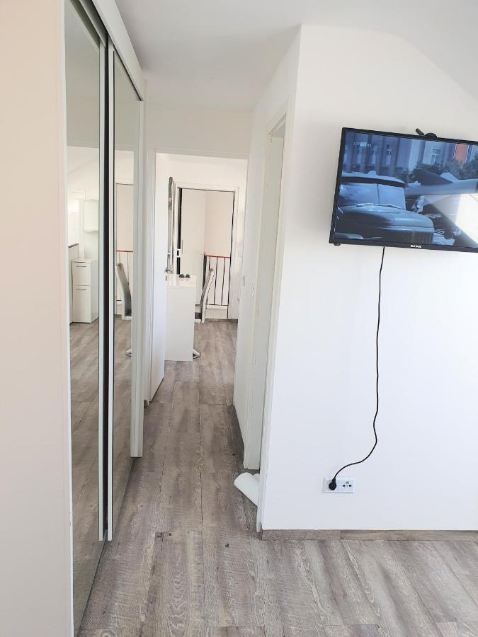 דירות רוסלסהיים Fmi110 Next To Airport מראה חיצוני תמונה